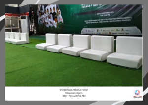 Sewa Karpet Permadani Hijau Dan Sofa Lesehan Putih Jakarta