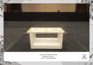 Sewa Sofa Putih Type Lesehan Dan Meja Kaca Vip Jakarta